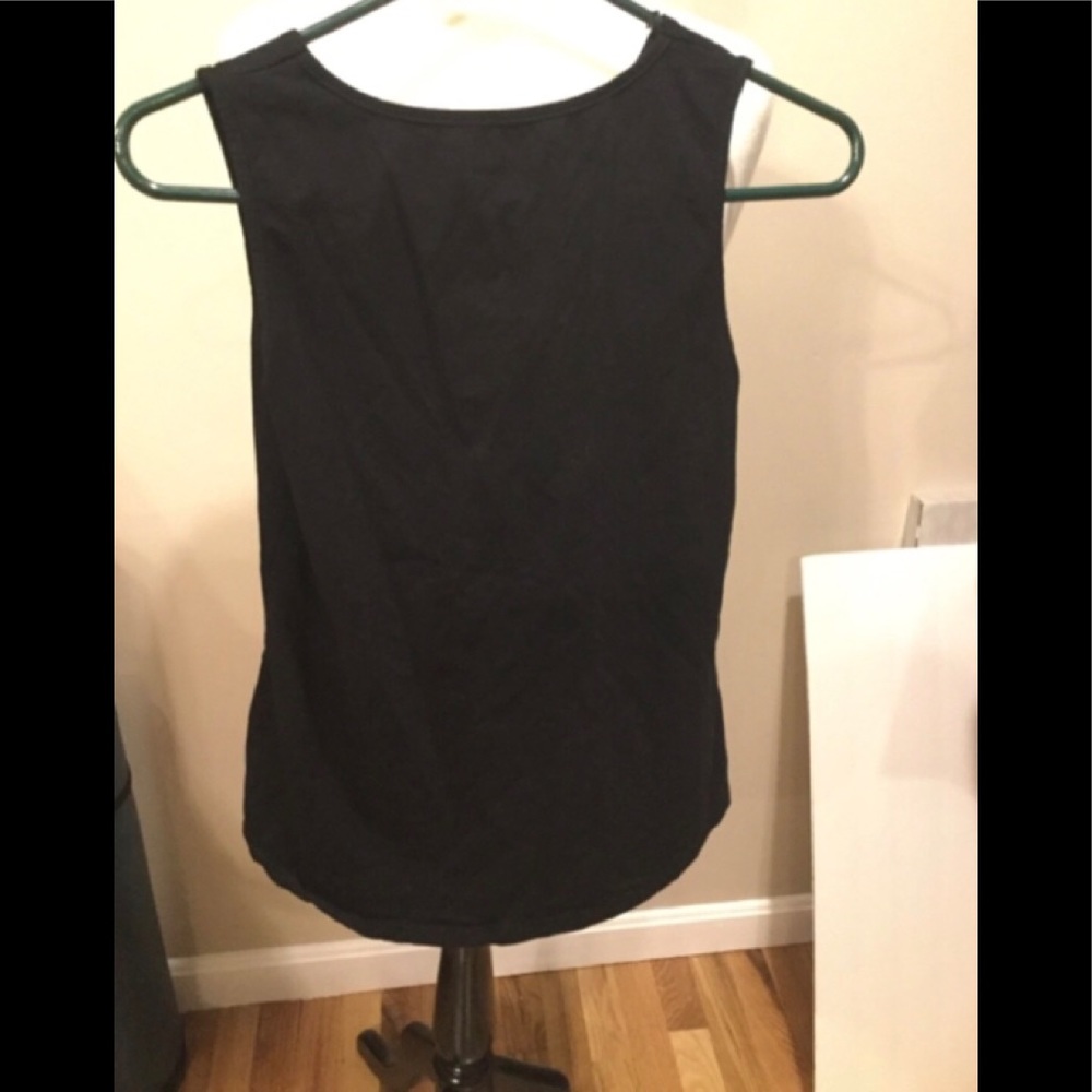 Sleeveless black top